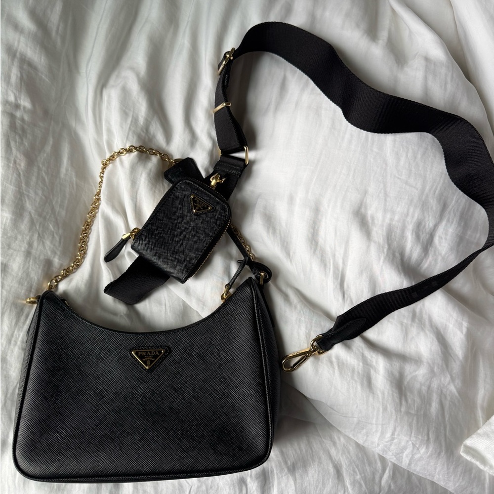 LIKE NEW | Prada Saffiano Lux Re-Edition 2005 Shoulder Bag